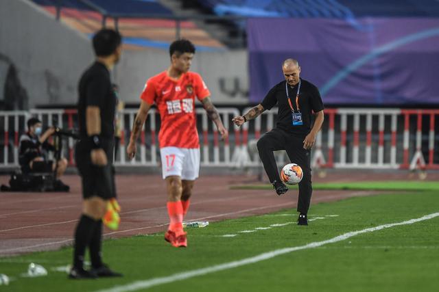 阿莱格里：需保持冷静，力争欧冠胜利